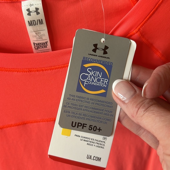 NWT Under Armour compression shirt with UV protection - Picture 4 of 4